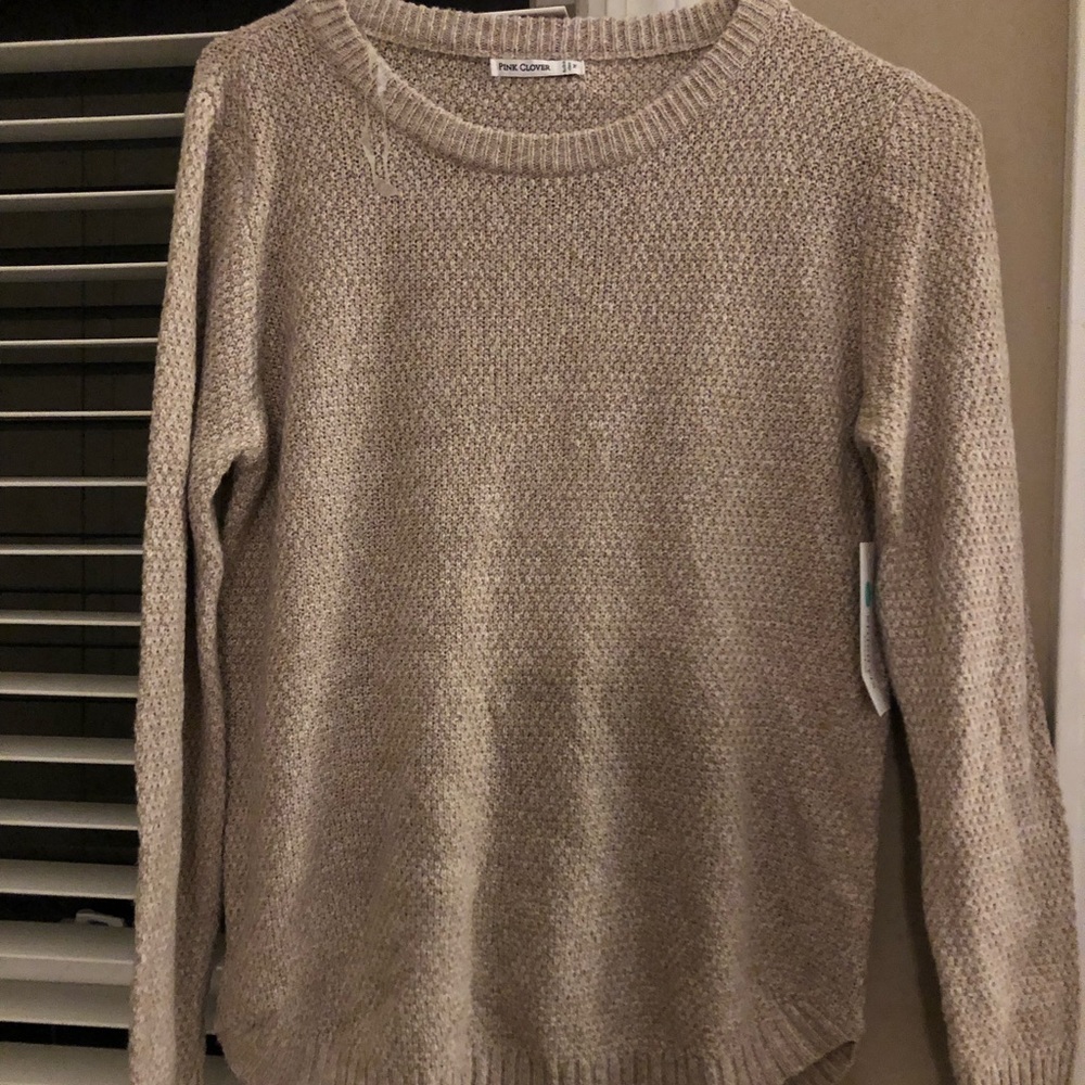 Tan Sweater Size M (NWT)